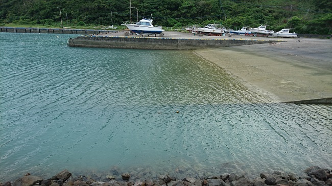 知名瀬漁港のスロープ部分
